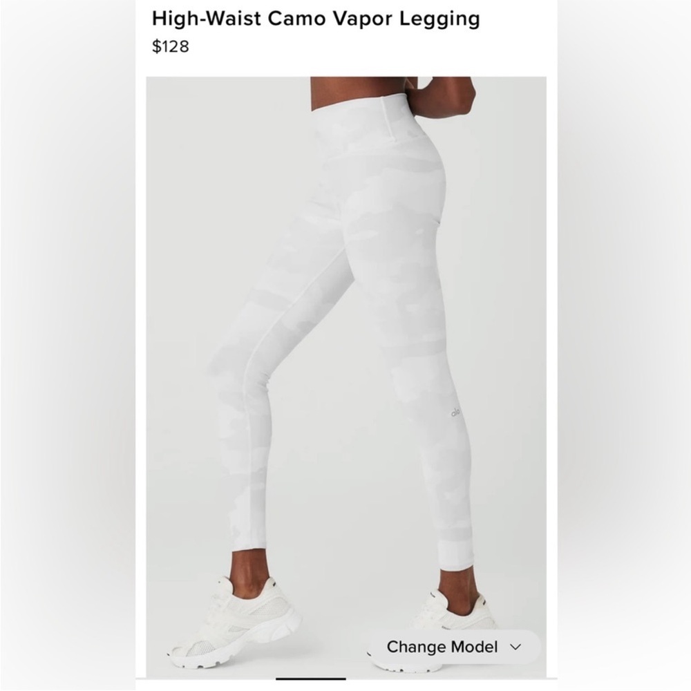 ALO Yoga High-Waist Camo Vapor Legging - White